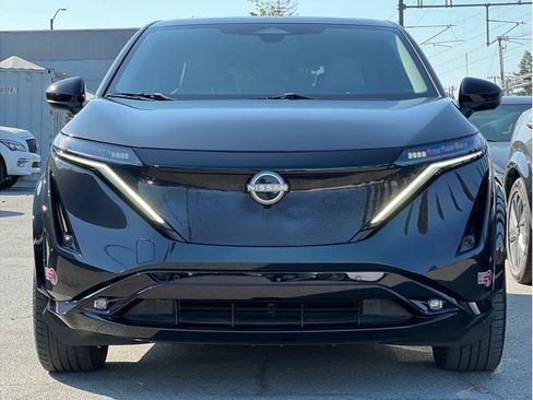 Used 2023 Nissan Ariya FWD image 2