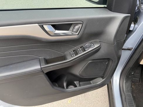 Used 2022 Ford Escape SEL FWD image 23