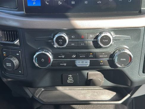 Used 2025 Ford F150 XLT w/ Equipment Group 301A Standard AWD/4WD image 27