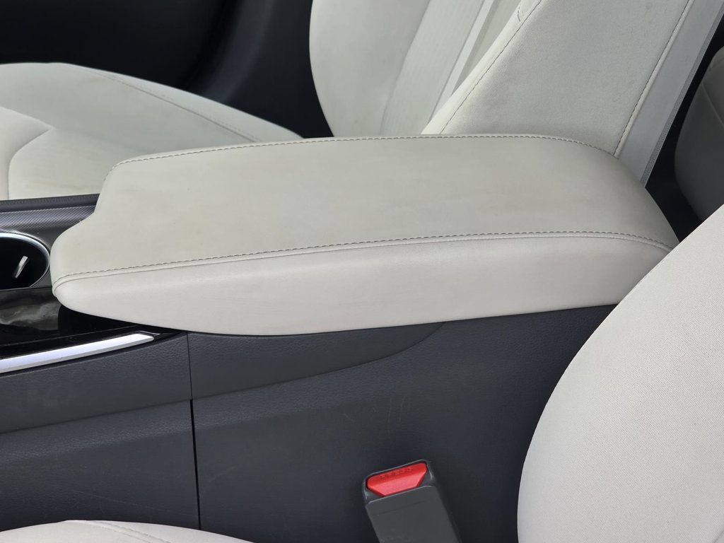 Used 2023 Hyundai Sonata SE FWD image 7