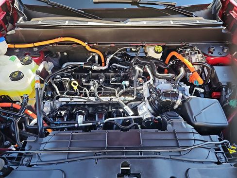 Used 2025 Ford Maverick XLT FWD image 23