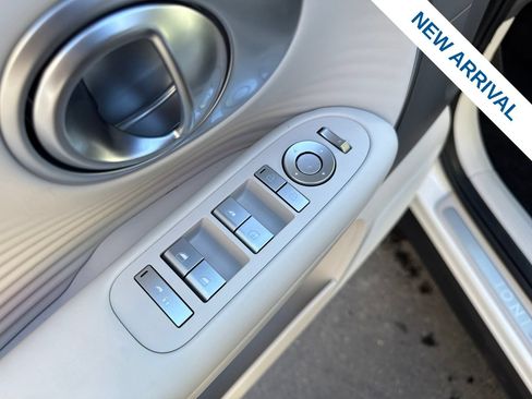 Used 2026 Hyundai Ioniq 9 SEL AWD/4WD image 21