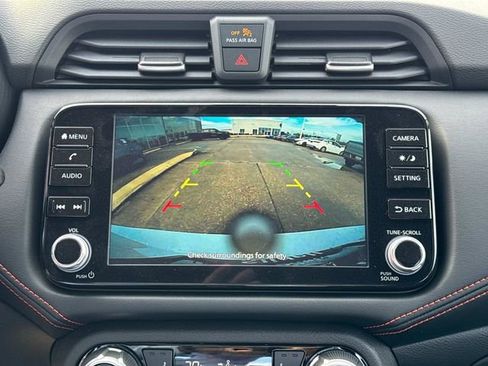 New 2025 Nissan Versa SR w/ Trunk Package image 15