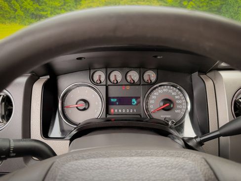 Used 2010 Ford F150 XLT AWD/4WD image 17