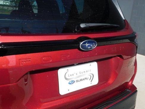 Used 2026 Subaru Forester Premium AWD/4WD image 4