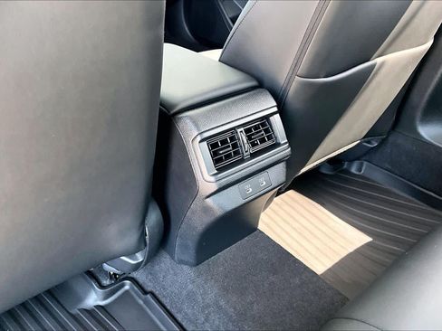 Used 2025 Honda Accord EX-L image 34