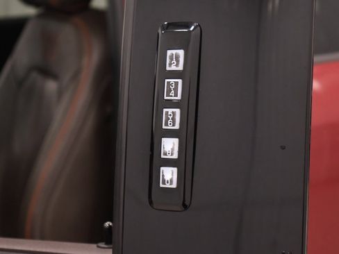 Used 2015 Ford F150 King Ranch w/ Equipment Group 601A Luxury image 40