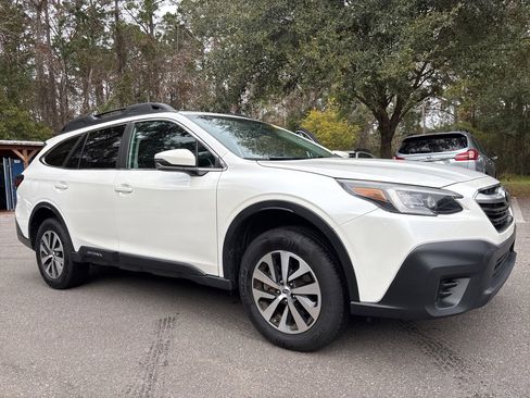 Certified 2022 Subaru Outback Premium image 1