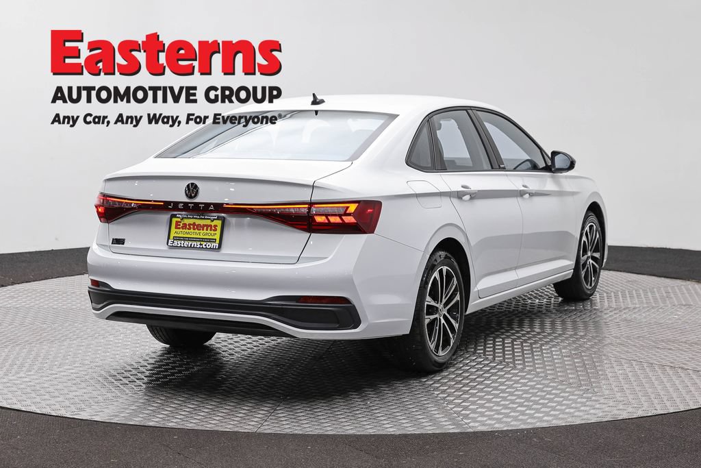 Used 2025 Volkswagen Jetta Sport FWD image 7