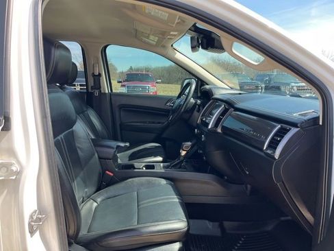 Used 2019 Ford Ranger Lariat w/ Equipment Group 501A Mid image 18