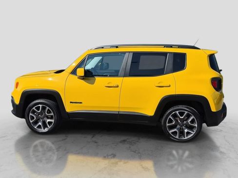 Used 2016 Jeep Renegade Latitude w/ Safety & Security Group AWD/4WD image 5