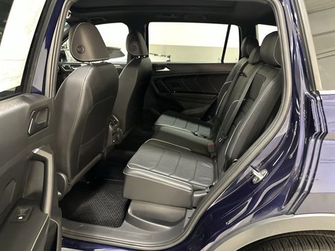 Certified 2023 Volkswagen Tiguan SEL R-Line image 22
