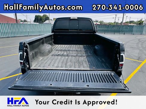 Used 2006 Ford F350 Lariat image 9