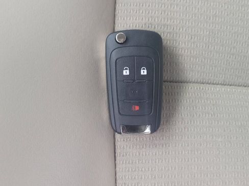 Used 2014 Buick Verano image 32