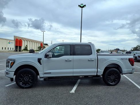 Used 2024 Ford F150 Lariat w/ Equipment Group 502A High AWD/4WD image 4