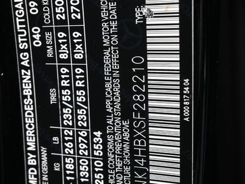 Used 2025 Mercedes-Benz GLC 300 4MATIC image 28