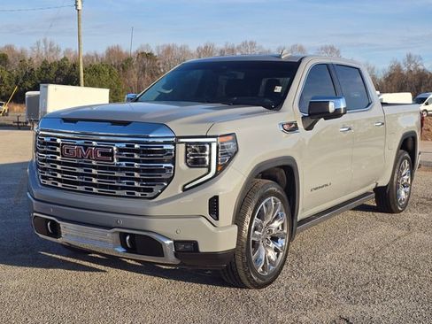 Used 2024 GMC Sierra 1500 Denali image 1