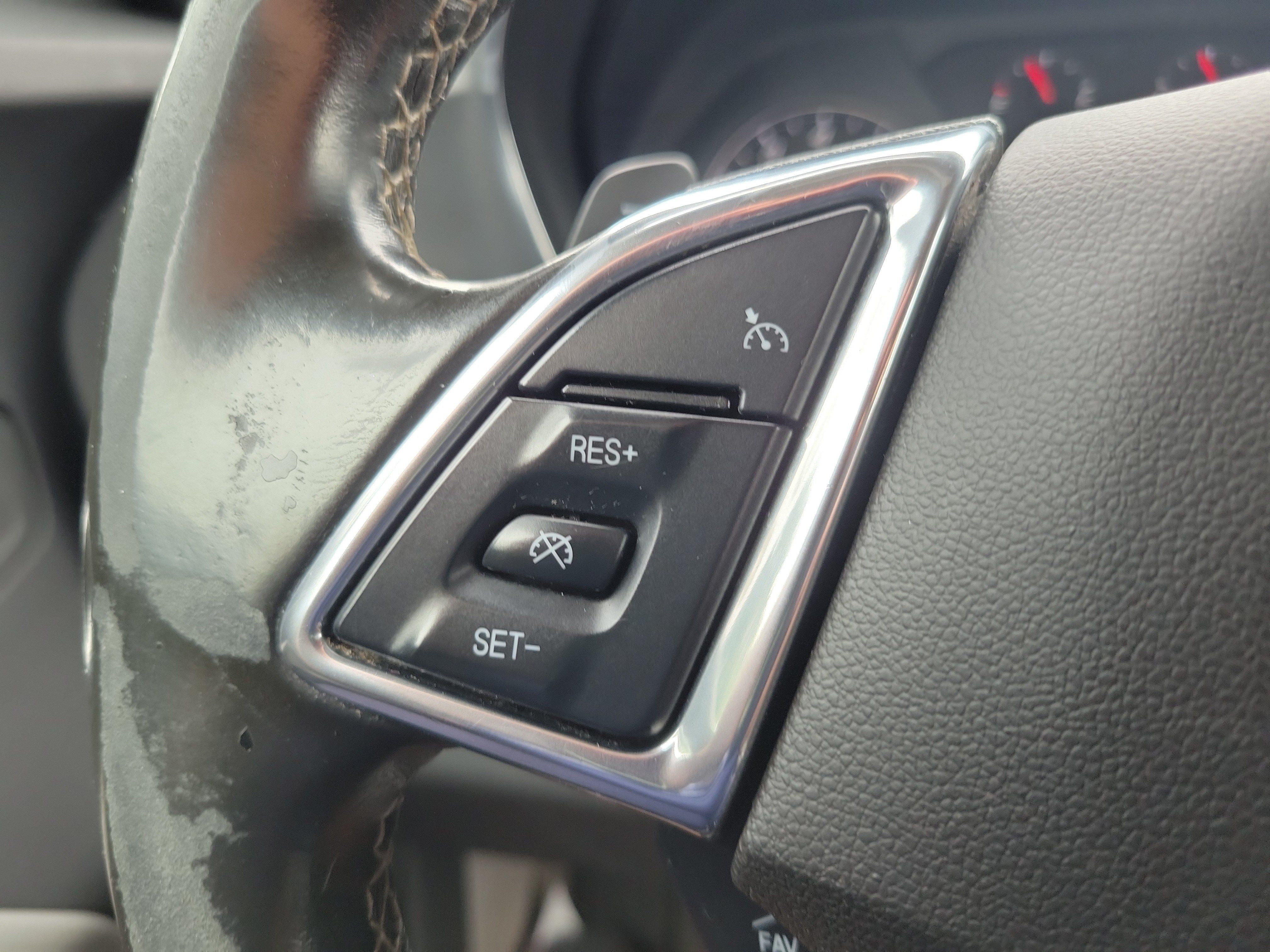 Used 2023 Chevrolet Camaro LT RWD image 16