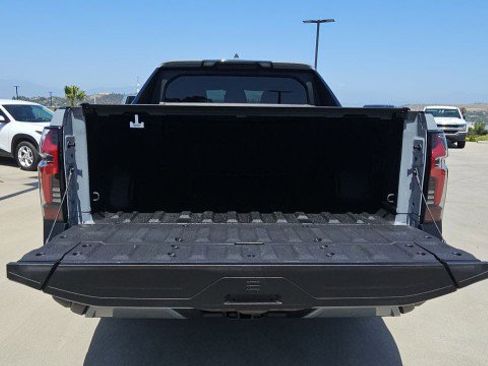Used 2025 Chevrolet Silverado EV LT w/ LT Premium Package AWD/4WD image 25