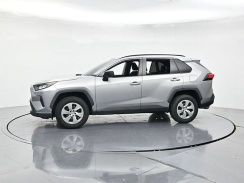 Used 2019 Toyota RAV4 LE w/ Carpet Mat Package FWD image 6