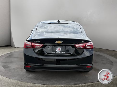 Used 2022 Chevrolet Malibu LT FWD image 6