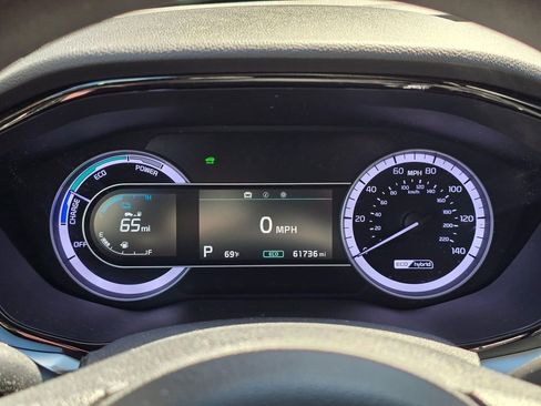 Certified 2021 Kia Niro LX FWD image 16