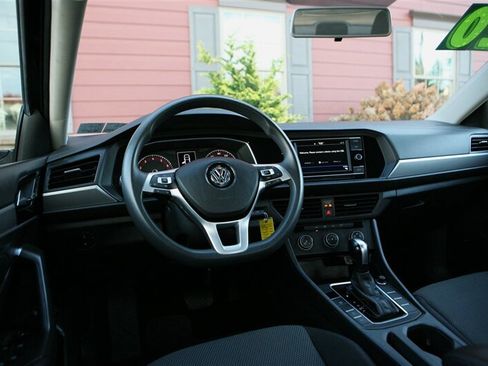 Used 2020 Volkswagen Jetta S w/ Driver Assistance Package image 11