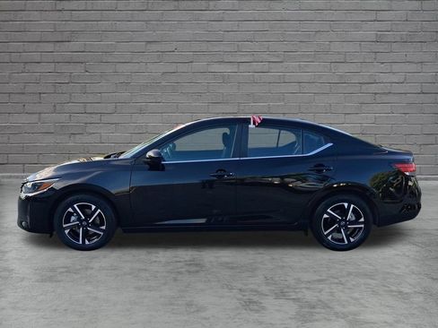 Used 2024 Nissan Sentra SV FWD image 5