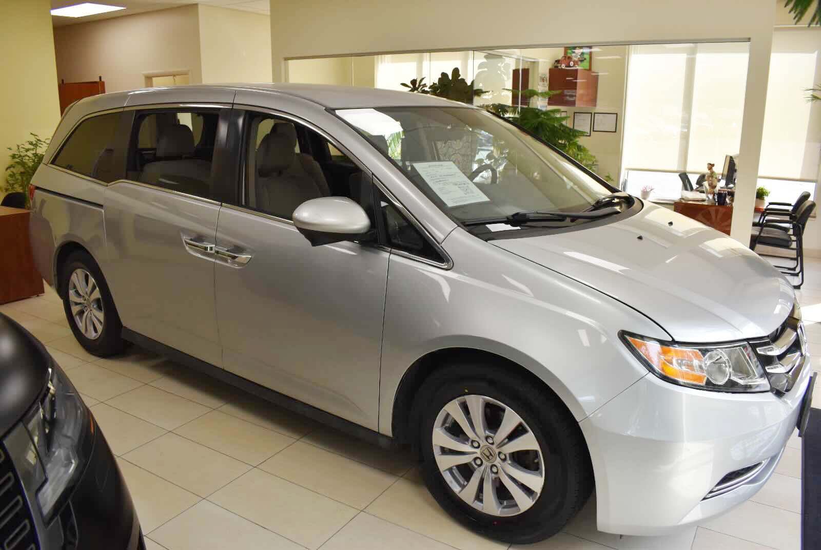 Used 2015 Honda Odyssey EX image 3