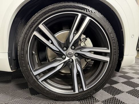 Used 2018 Volvo XC90 T6 R-Design w/ Convenience Package AWD/4WD image 49