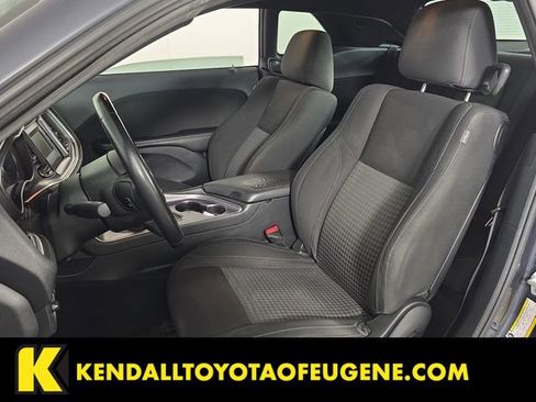Used 2017 Dodge Challenger SXT RWD image 15