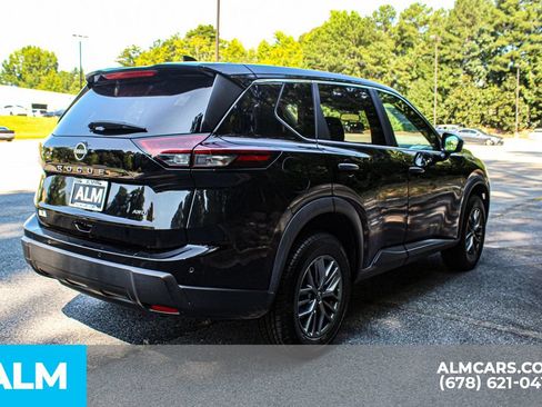 Used 2024 Nissan Rogue S AWD/4WD image 5