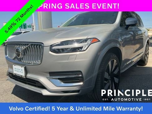 Certified 2024 Volvo XC90 T8 Plus AWD/4WD image 5