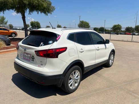 Used 2019 Nissan Rogue Sport SV FWD image 5