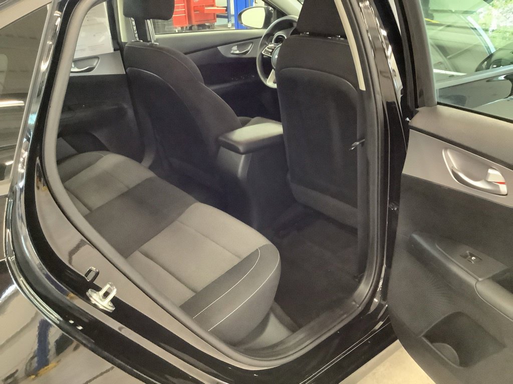 Used 2023 Kia Forte LXS FWD image 13