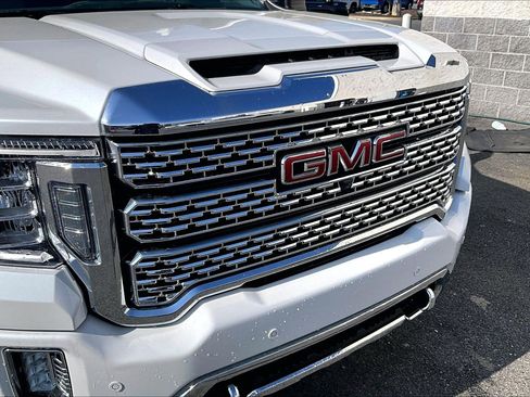 Used 2023 GMC Sierra 3500 Denali w/ Denali Ultimate Package image 5