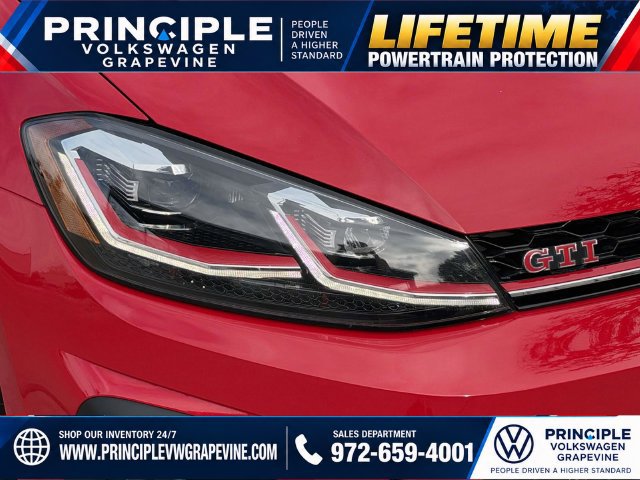 Used 2021 Volkswagen GTI SE FWD image 9