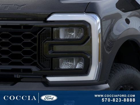 New 2026 Ford F250 4x4 Crew Cab Super Duty image 18