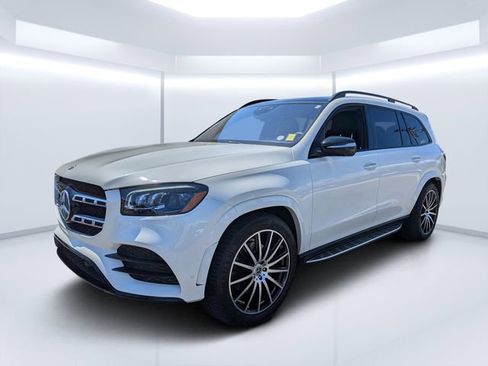 Used 2023 Mercedes-Benz GLS 450 4MATIC image 7