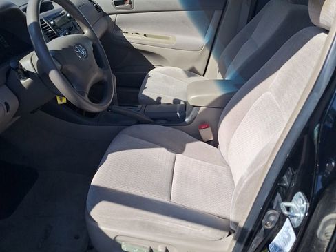 Used 2004 Toyota Camry LE FWD image 9