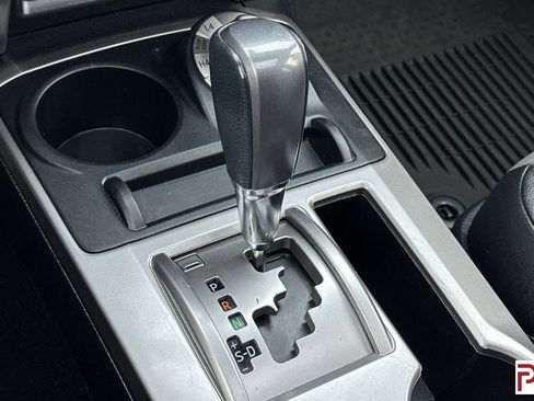 Used 2022 Toyota 4Runner SR5 Premium image 26