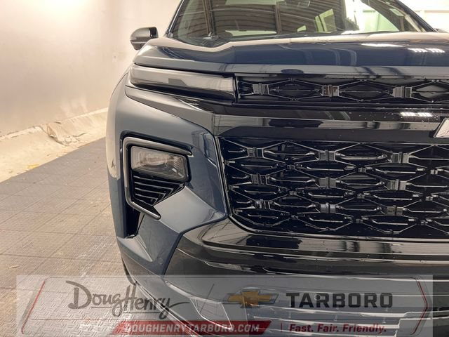 New 2027 Chevrolet Traverse RS w/ LPO, Floor Liner Package FWD image 11