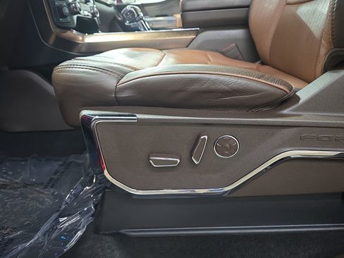 Used 2024 Ford F150 King Ranch w/ FX4 Off-Road Package image 30