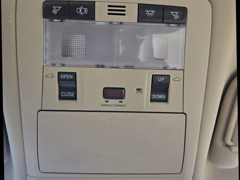 Used 2011 Lexus HS 250h image 26