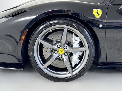 Used 2020 Ferrari F8 Tributo image 33