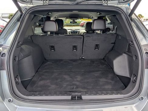 Used 2023 Chevrolet Equinox RS w/ RS Leather Package image 13