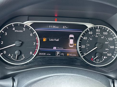 Used 2025 Nissan Sentra SV FWD image 27
