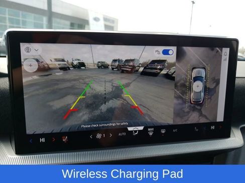 Used 2025 Ford Explorer ST-Line w/ Premium Package image 25