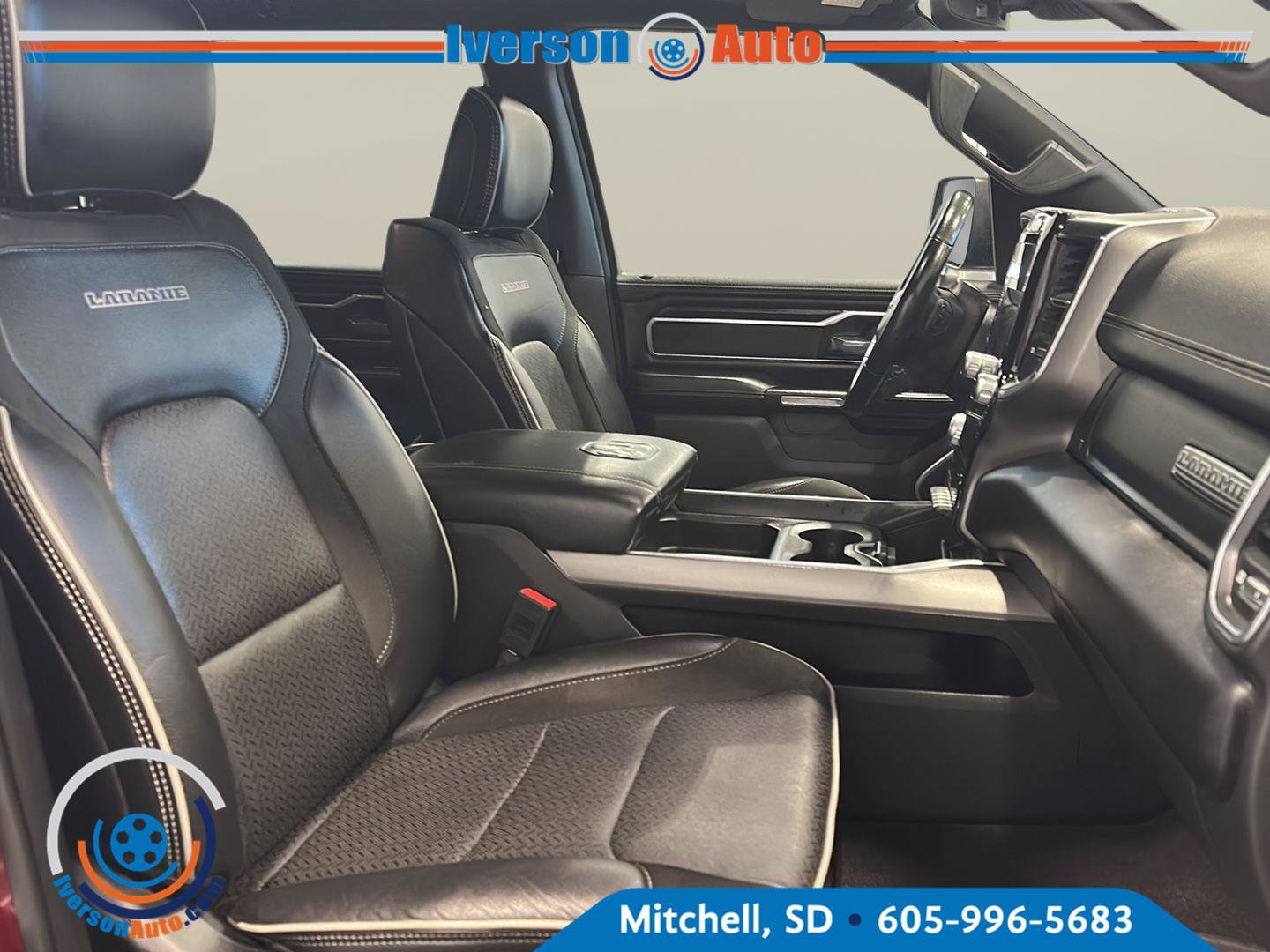 Used 2023 RAM 1500 Laramie AWD/4WD image 32