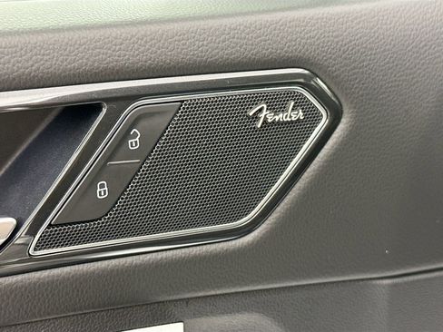 Certified 2023 Volkswagen Tiguan SEL R-Line image 19